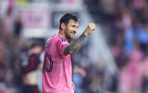 熊猫体育- 梅西归队训练 新闻 