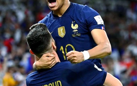 PANDA-关于姆巴佩在尤文图斯比赛中惊险取胜，比分优势明显引发热议！的信息