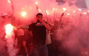 熊猫体育-转会期德甲传出新动向，成都蓉城造点机会，高层表态：信心回归，纪律约束更严格的简单介绍