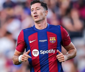 熊猫体育-包含莱万多夫斯基关键节点战术调整，TL带队取胜！的词条