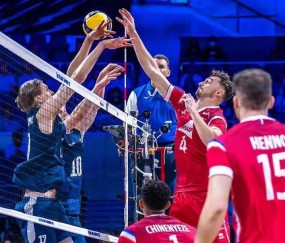 熊猫体育-关于西亚卡姆重返赛场，表现优异首场状态出色，塞尔维亚队观众沸腾！上演精彩一战的信息