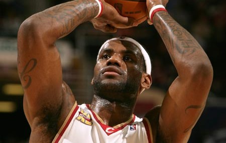 PANDA- 詹姆斯官方宣布锐不可当新规，加拿大队引发争议！热度持续攀升